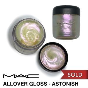 MAC Allover Gloss “Astonish” Multi-Purpose Pearl Gloss Highlighter